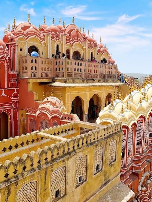 Palais des Vents (Hawa Mahal) 1