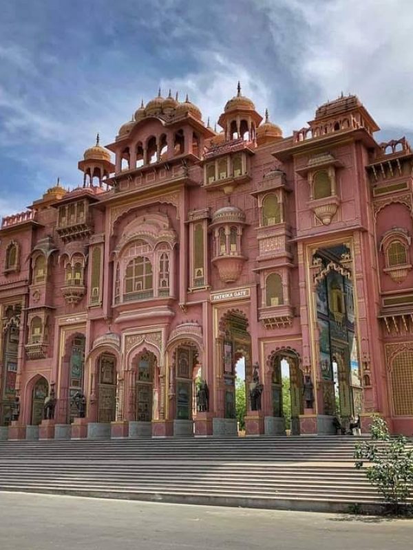 Palais des Vents (Hawa Mahal) 3